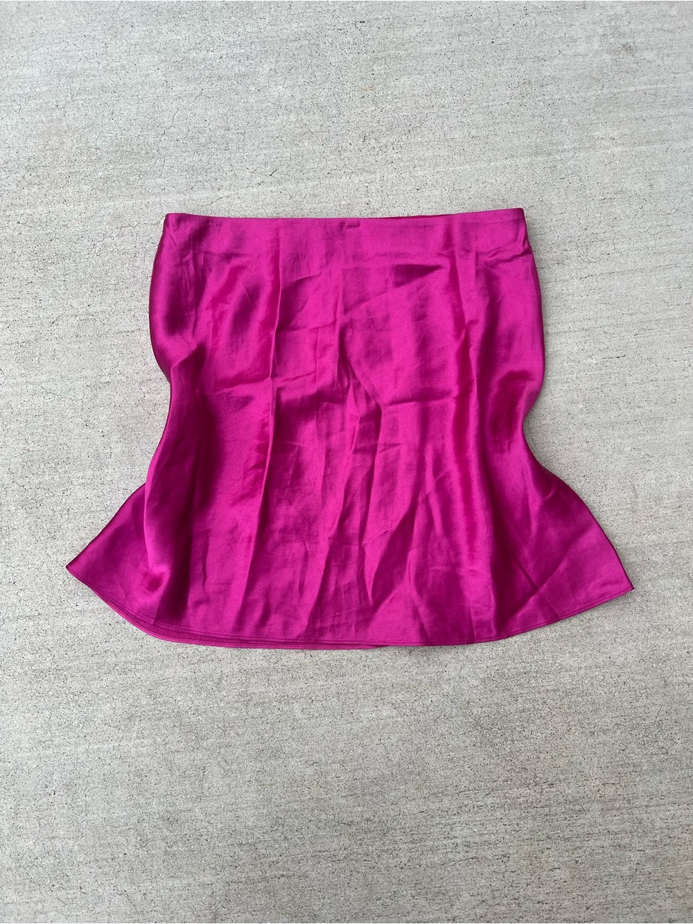 Aritzia Babaton Magenta Satin Skirt